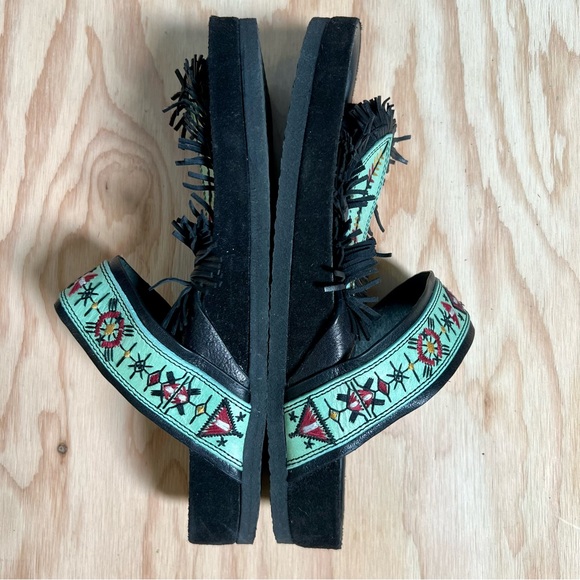 ⵊsᴀʙᴇʟ Mᴀʀᴀᴍᴛ Lᴇᴀᴛʜᴇʀ Eᴍʙʀᴏɪᴅᴇʀᴇᴅ Sʟɪᴅᴇs - Picture 7 of 11